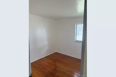 10531 Landseer Drive, Saint Louis, MO 63136 - Photo 7
