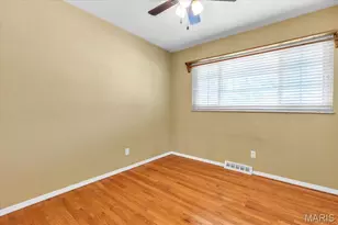 4716 Hedgemont Dr, Unincorporated, MO 63128 - Photo 11
