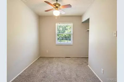 6693 Lesli Mari Court, Saint Louis, MO 63033 - Photo 7