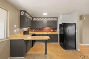 1114 Ransome Ct, Florissant, MO 63031 - Photo 5