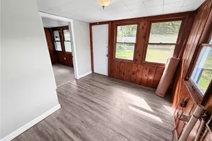 421 Edwards St, Hannibal, MO 63401 - Photo 11