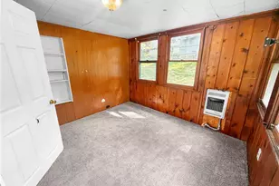 421 Edwards St, Hannibal, MO 63401 - Photo 13