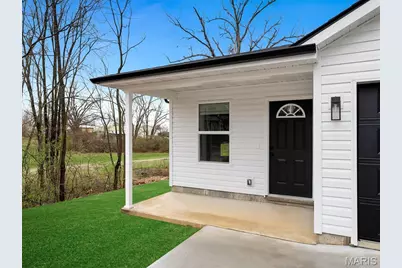 4 Hibbard St, Saint Clair, MO 63077 - Photo 3