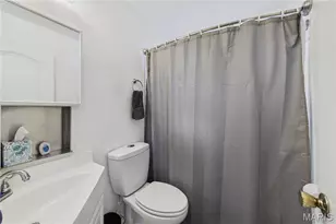 2552 Medford Dr, High Ridge, MO 63049 - Photo 9