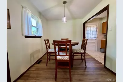 520 S Skyview Drive, Washington, MO 63638 - Photo 5