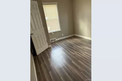 19 S Schlueter Avenue, Saint Louis, MO 63135 - Photo 7