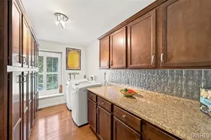 1743 Lynkirk Ln, Kirkwood, MO 63122 - Photo 17