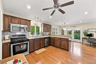 1743 Lynkirk Ln, Kirkwood, MO 63122 - Photo 11