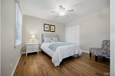 14300 Markham Lane, Chesterfield, MO 63017 - Photo 21