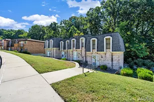 2744 Blackforest Dr, Oakville, MO 63129 - Photo 27