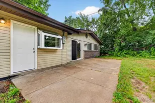 740 Wilshire Dr, Florissant, MO 63033 - Photo 31