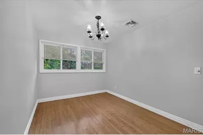 740 Wilshire Drive, Florissant, MO 63033 - Photo 7