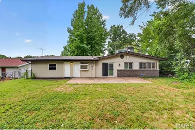 740 Wilshire Drive, Florissant, MO 63033 - Photo 29