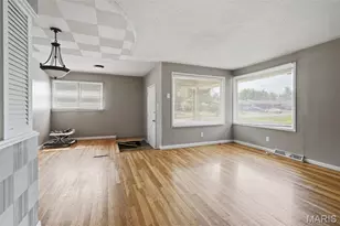 2359 Collett Dr, Saint Louis, MO 63136 - Photo 5