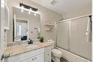 420 Lake Ave, Saint Louis, MO 63108 - Photo 13