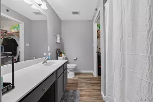 2430 Tellicherry Dr, Saint Louis, MO 63125 - Photo 11