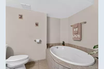 6025 Glennaire Drive, Oakville, MO 63129 - Photo 23