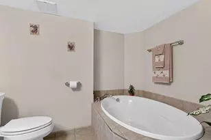 6025 Glennaire Dr, Oakville, MO 63129 - Photo 23