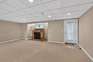 6025 Glennaire Dr, Oakville, MO 63129 - Photo 19
