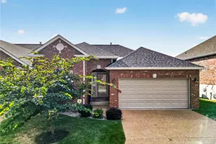 6025 Glennaire Dr, Oakville, MO 63129 - Photo 1