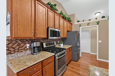 6025 Glennaire Drive, Oakville, MO 63129 - Photo 11