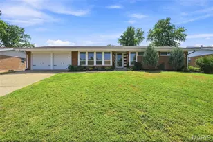 2830 Flintwood Dr, Saint Louis, MO 63129 - Photo 1