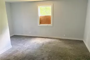 2235 Edmund Ave, Saint Louis, MO 63121 - Photo 9