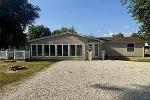 1406 W Main St, Bowling Green, MO 63334 - Photo 3
