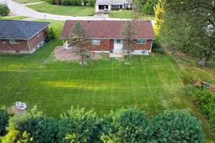2006 Northaire Ln, Saint Louis, MO 63138 - Photo 5