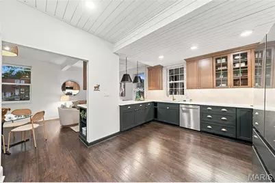4021 Shaw Boulevard, Saint Louis, MO 63110 - Photo 5