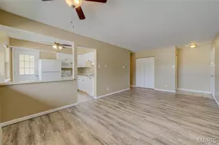 7445 Hazelcrest Dr, Hazelwood, MO 63042 - Photo 13
