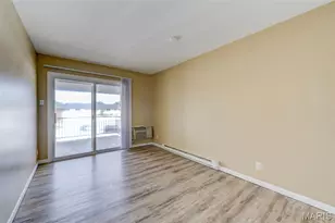 7445 Hazelcrest Dr, Hazelwood, MO 63042 - Photo 21