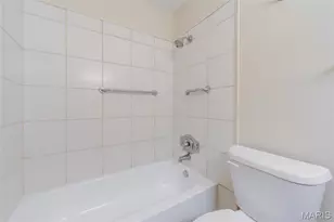 7445 Hazelcrest Dr, Hazelwood, MO 63042 - Photo 23