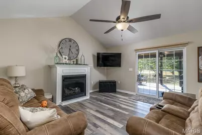 23123 Roselawn Drive, Lebanon, MO 65536 - Photo 5