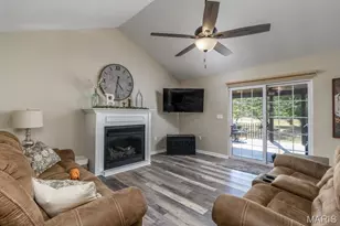 23123 Roselawn Dr, Lebanon, MO 65536 - Photo 5