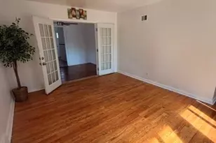 8309 Orchard Ave, University City, MO 63132 - Photo 5
