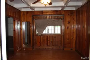 9428 Tennyson Ave, Overland, MO 63114 - Photo 19