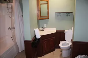9428 Tennyson Ave, Overland, MO 63114 - Photo 23