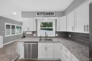 14980 Claymont Estates Dr, Chesterfield, MO 63017 - Photo 7