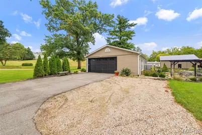 1392 N Henke Road, Lake Saint Louis, MO 63367 - Photo 3