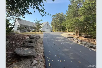 2049 Tanglewood Drive, Pacific, MO 63069 - Photo 5