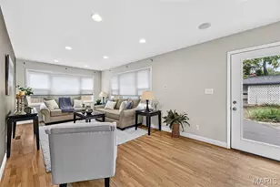 7303 Lindbergh Dr, Saint Louis, MO 63117 - Photo 15