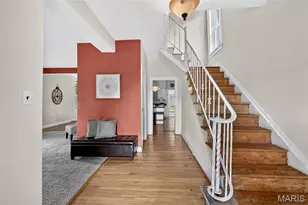 7303 Lindbergh Dr, Saint Louis, MO 63117 - Photo 5