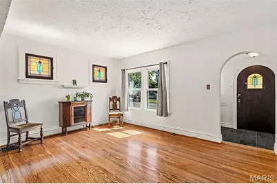 5527 Ulena Avenue, Saint Louis, MO 63116 - Photo 5