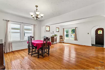 5527 Ulena Avenue, Saint Louis, MO 63116 - Photo 9