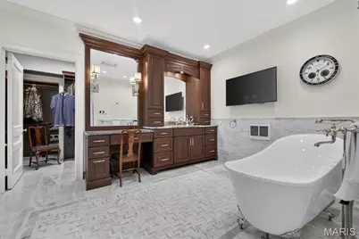 19 Squires Lane, Saint Louis, MO 63131 - Photo 47