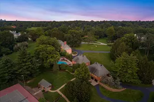 19 Squires Ln, Saint Louis, MO 63131 - Photo 5