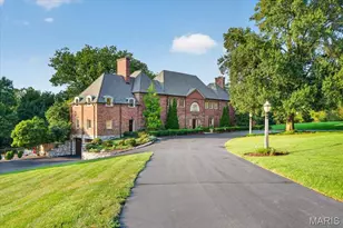 19 Squires Ln, Saint Louis, MO 63131 - Photo 19