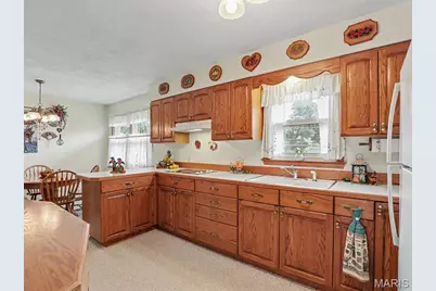 1015 Easy Street, Palmyra, MO 63461 - Photo 11