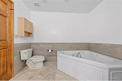 555 Kensington Place, Festus, MO 63028 - Photo 51